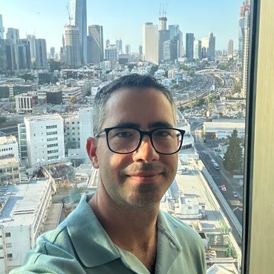 avivdror's profile picture. אבא ל 4 ילדים ו 2 סטארטאפים :) פולט מחשבות על בינה מלאכותית, יזמות, החיים וילדים
