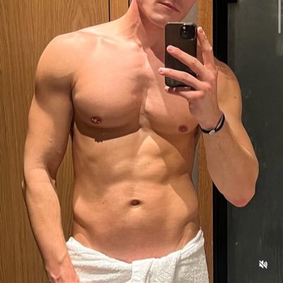 piege2piege's profile picture. Piège de mecs hétéro, délire entre pote, etc