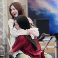 蓝月亮 (@lnyuling352229) 's Twitter Profile