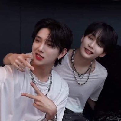 shuaruaa's profile picture. 조슈지와 정하니의 사랑 중심으로 데굴데굴 #홍윤