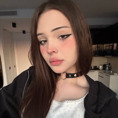 Hello my new friend😘 I think you were looking for new sensations and warm evening conversations and even loud sex?💋 I'm waiting for you here with a gift👇🥵