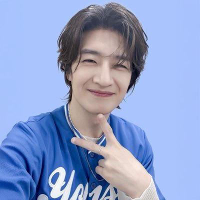 fan account/🐶❤️💙🐺/로고크롭❌2차가공❌/비팔알림🙅🏻♀️/멘션스루 고의🙅🏻♀️/야구시즌엔 분노많음 주의💢/말많으니 팔로우는 신중히🫵🏻