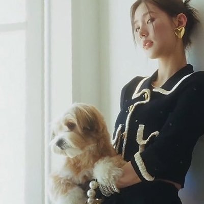 2004 | she/they | red velvet | i-dle | fromis_9 | my fav groups should’ve already told you im a raging dyke