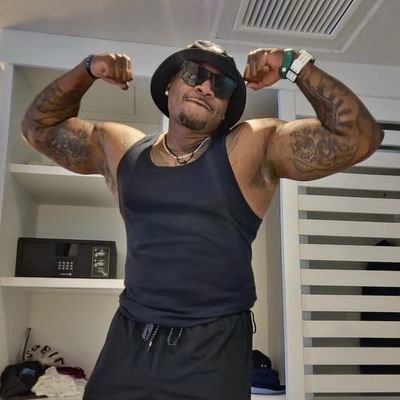 Positive thoughts leads to positive results #CHEFSoFresh
#MrPositivity
#EnergyGOD
#FreshApproach
Brooklyn NY raised me, B-More pays me WELL!!!👮🏾♂️🦸🏾♂️