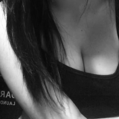 qwxrtyuiop's profile picture. real girl 21y