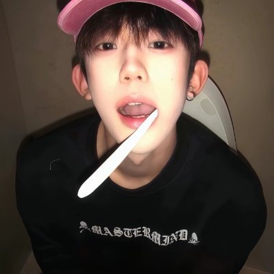 b6WEpeWe75gzQdI's profile picture. 