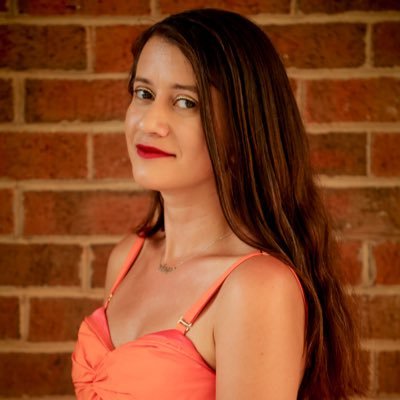 Brown postdoc | author, Dear Miss Perkins @KensingtonBooks | writing on female millennial popular culture and the American Revolution rep: @danisegelbaum