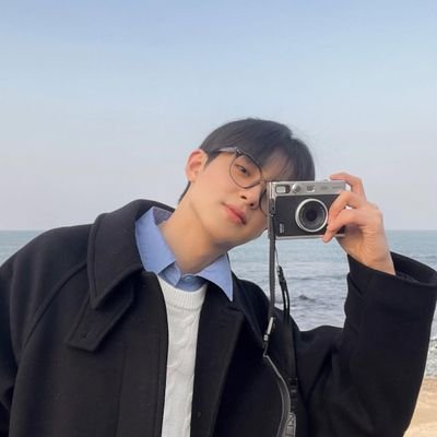 Jomjam2708's profile picture. 