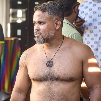 gosto de somente de ursos ,gordos e gordões com muita fome de sexo
@morenoparrudo81.bsky.social