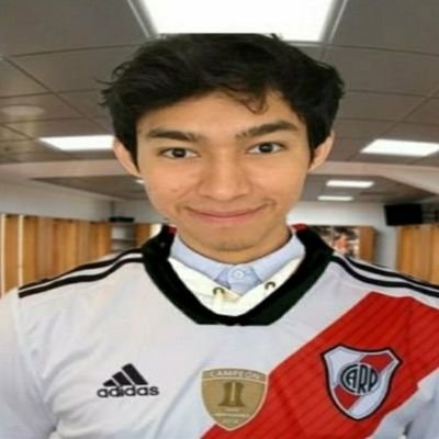 River y Bayern Munich,
Fan de Fernanfloo y de La Cobra
No te tomes enserio las cosas que digo
siganme en instagram/facebook/youtube/tiktok donde estaré activo