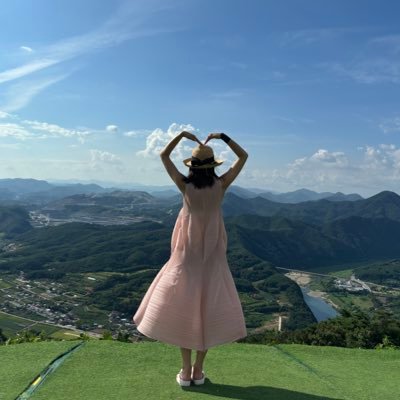 leocha0330's profile picture. 