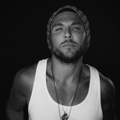 Entertainer. Dancer. Songwriter. Actor. Choreographer. Hit That OUT NOW. Listen here: https://t.co/sPUQcyjr9M hyperfollow/fr...