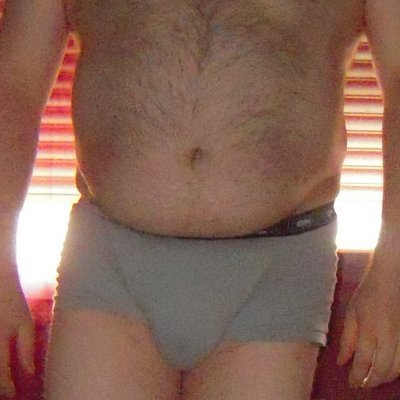 Salut je suis célibataire j'ai 59ans🏳️🌈 du 77
j'aime sucé la 🍆mes j'aime trop me faire 🍑 au 💦💦💦
ne peut pas recevoir
venez en mp pour échangé ⛔️women!