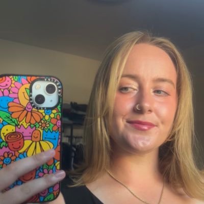 baseball watcher, st. john’s fanatic, failed attorney | she/her