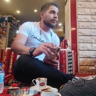 hdhs_hehw67417's profile picture. Adam