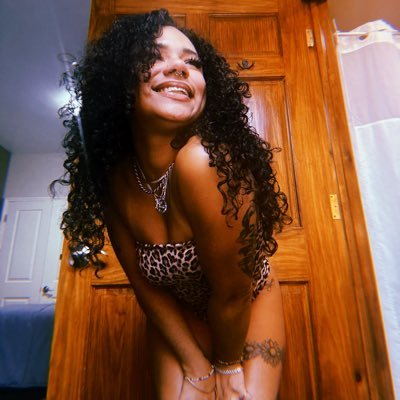SEX DOLL 🪻 ♐︎ • insta:@officiallylucid • #bpd • $lutty nymph 💔 • Puppy Leashed (?) • BU: @PrivLuna420 ⇩ Click that link • Alt: @LunasHrnyTweets