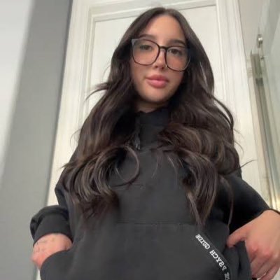 Hi 👋 Everyone, I’m new here and it’s fun to chat with me ❤️🫂
