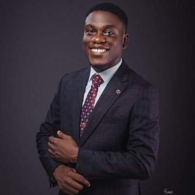 dan_fikayo's profile picture. By grace, through Faith    Pharmacist.  Singer #ViscaBarça💙❤️                             📩danolugbewesa@gmail.com