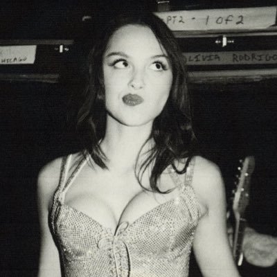 nextpcge's profile picture. media acc