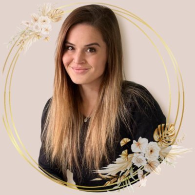 Gamer 🎮 Blogger 💻 Aspiring Writer 📝 Health & Fitness 🏃🏻♀️ Mommy 👩👧👦 … INFJ-T ✨ Wifey for lifey 💍🤍