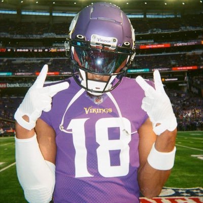 slime_balenci's profile picture. top floor pharmacy