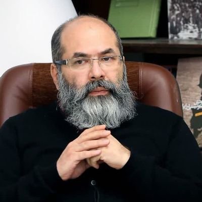دکترای علوم سیاسی؛ پژوهشگر جامعه شناسی سیاسی و مسائل ایران؛ علاقهمند به علم، هنر، تاریخ و فلسفه