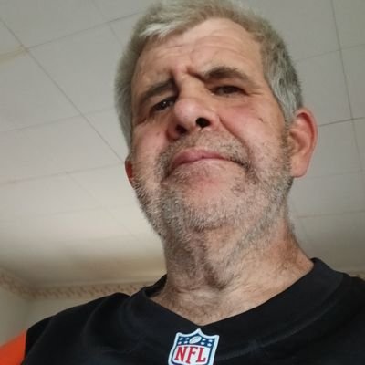 Diehard Bengals fan. Love Indy Car and NASCAR. Love horror and comedy movies. I hate fake people I am looking for friends so please follow me if interested