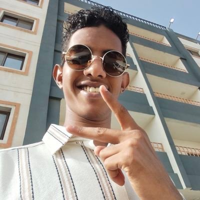 MBBS holder from OIU💙
”عشان احقق يا زمن آمالي والحلم الجميل “💙