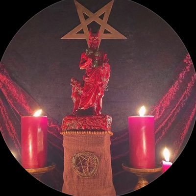 Evidential Medium and Tarot Reader Healing & alignment Book a reading with me: