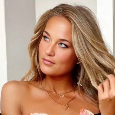 Mod Republican, 2A, Patriot. Country over Party. HATE Trump & MAGA. Former NCAA D1 athlete. Love the Eagles 🦅. Scuba diver. Wife & mom to 2 cats. 🚫DMs