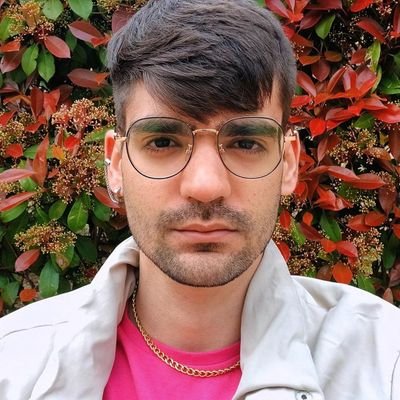 A veces te escribo sin saber que ya me estás leyendo. Poeta, novelista y músico ✒️