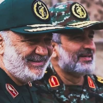 📚دانشجوی رشته روانشناسی(معلمآینده😉)/علاقه مند به آشپزی/
عاشق شهدای گمنام🥀/
خوشبهحالاوندلیکهدرککرد
بزرگترینگمشدهزندگیشامامزمانشه...💚
ℳ💍