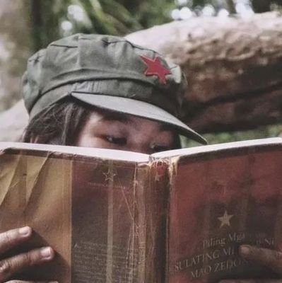 Sociología. ❤️🔥⚒️
Verde en fútbol, roja en el resto.
Genuinamente me estoy enloqueciendo.