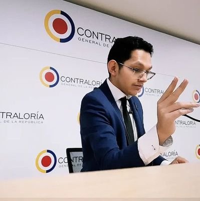 Political Editor | Editor Político | #Journalist:
#Canada🇨🇦 | #China🇨🇳 | #Colombia🇨🇴
Law Student ⚖️ | Estudiante de Derecho
||Personal Opinión||