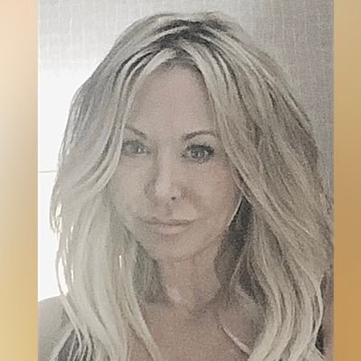 Faithful Christian & Conservative, therefore I am politically homeless. TIRED OF LIES•CALLING BALLS & STRIKES ♥️dogs•animal rescue• healthy living, clean planet