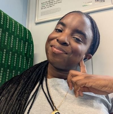 🕋 | 👩🏿💻 🎭🎤| chronic retweeter + typo-maker | Jammy Dodger ❤️✨ | abeg, views are my own, not my employer's!
