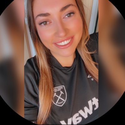 Essex, 30 Years Old, West Ham Season ticket holder… IRONS 🫧⚒