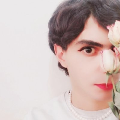 she / they /همون آذر سرکش 🏳️⚧️
WTF