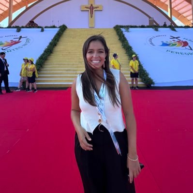 sofialas99's profile picture. Freelance Vatican reporter/correspondent 🇮🇹 🎥 accredited to @HolySeePress