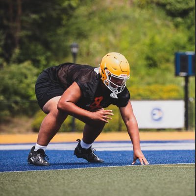 C/O 26🇨🇦| 6’2.5 305|OG/DT|365 bench|78 avg|Langley secondary school contact|-info| 778-316-5267 dainonyanabo@outlook.com| https://t.co/6mIiXL9mkQ