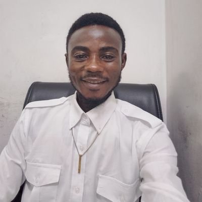 Je suis un citoyen congolais, Licencié en Secrétariat Comptabilité et Commerciale de la HEC-KIN. Sec.Ex. à la JNC/ASBL. La jeunesse engagée autour de Gentilly@