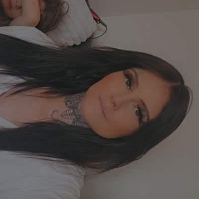 🇬🇧 | ᴄʀᴇᴀᴛɪɴɢ ᴍʏ ᴏᴡɴ ꜱᴜɴꜱʜɪɴᴇ☀️
| ƒιη∂ιηg му тяυє ѕєℓƒ🎀 | Single mum x6👶🏻✨️ | 🌈🧩 | 💙🧬💛