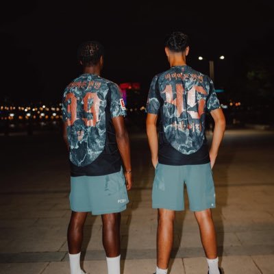 telball's profile picture. Tel Believer #miasanmia #gobucks 🌰