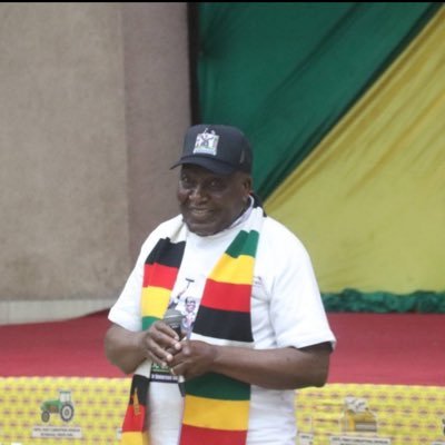 silasmparadza's profile picture. 🇿🇦🇺🇸dark will pass