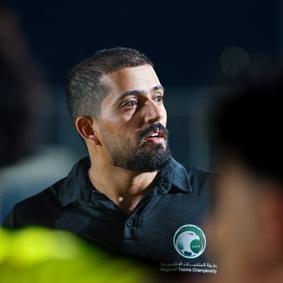 •مدرب وطني حاصل على رخصة تدريب الاتحاد الآسيويB | | لاعب سابق بنادي الفتح والعيون ..مركز الاحساء الاقليمي