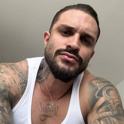 Elijah1461493's profile picture. The horny gay guy