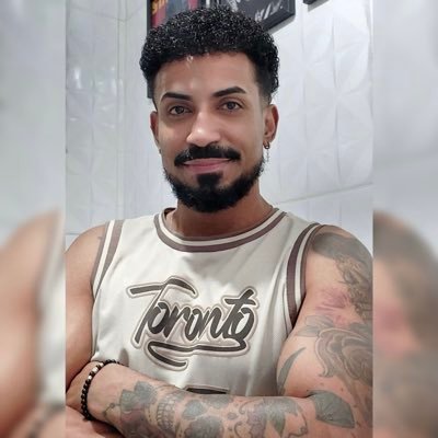 🇧🇷 SP, 31 anos
🍷Wine
🥦 #ovolactovegetariano (10/07/2023)
♎ #Libriano
⏯ Nunca uma falha, sempre uma lição. @rihanna
⚡Harry Potter
🍎 Twilight
🍂 Heartstopper