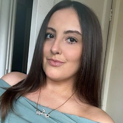 I'm here looking for serious friend and hopefully seen in person