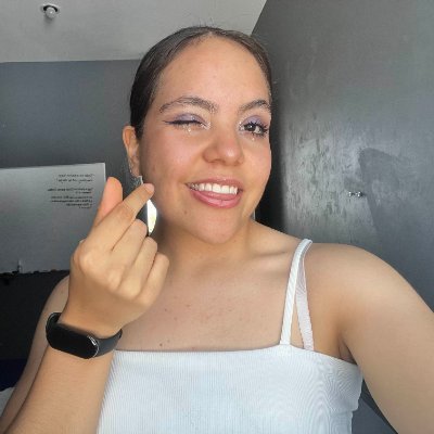 guasauskiDVRP's profile picture. Ruth Rodríguez || Ceferina Hernández || Infames. 
No soy un perro, pero guau contigo.