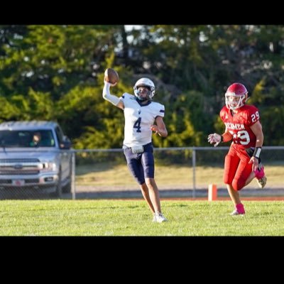 Austinliles123's profile picture. 2030 l QB l 5’11 157 l Bench:190 l Squat:265 l 785-259-6948